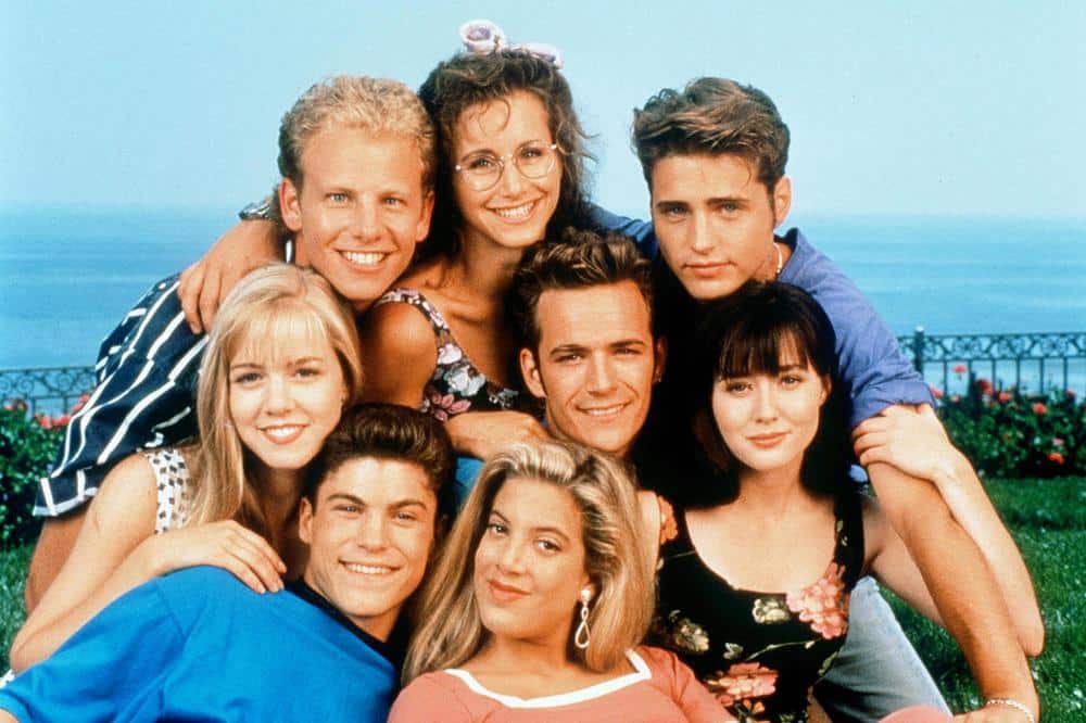 7 séries cultes de notre enfance qu'on n'oubliera JAMAIS ! 17 Source : http://www.tvguide.com/tvshows/beverly-hills-90210/100057/