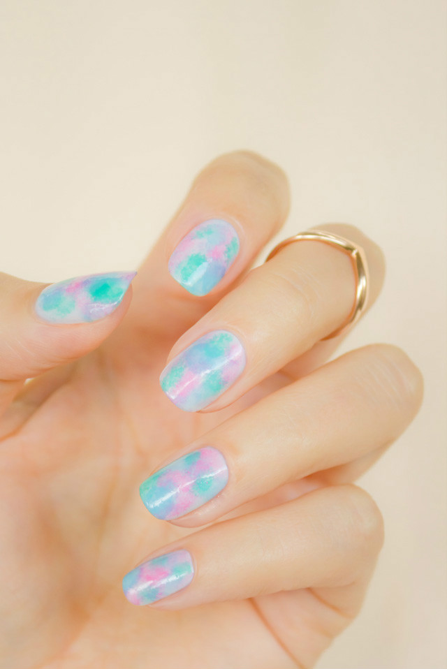 Opal nail art en 3 étapes 7
